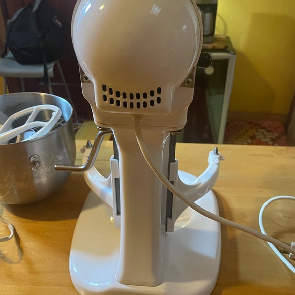 KitchenAid mixer - Picture 4 of 8